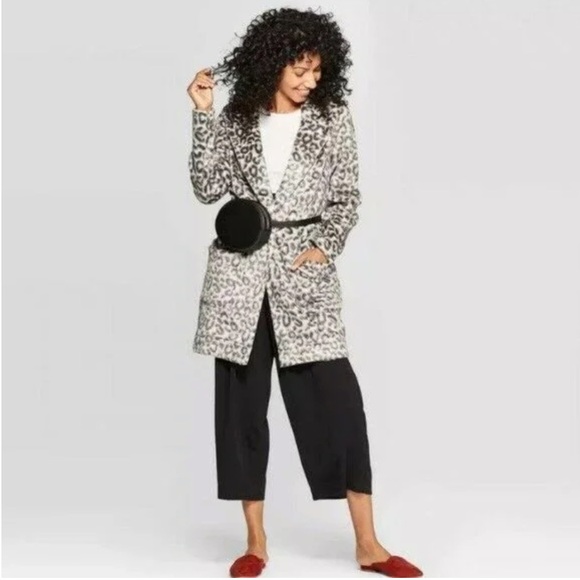 A New Day | Leopard Faux Fur Coat - Picture 2 of 7